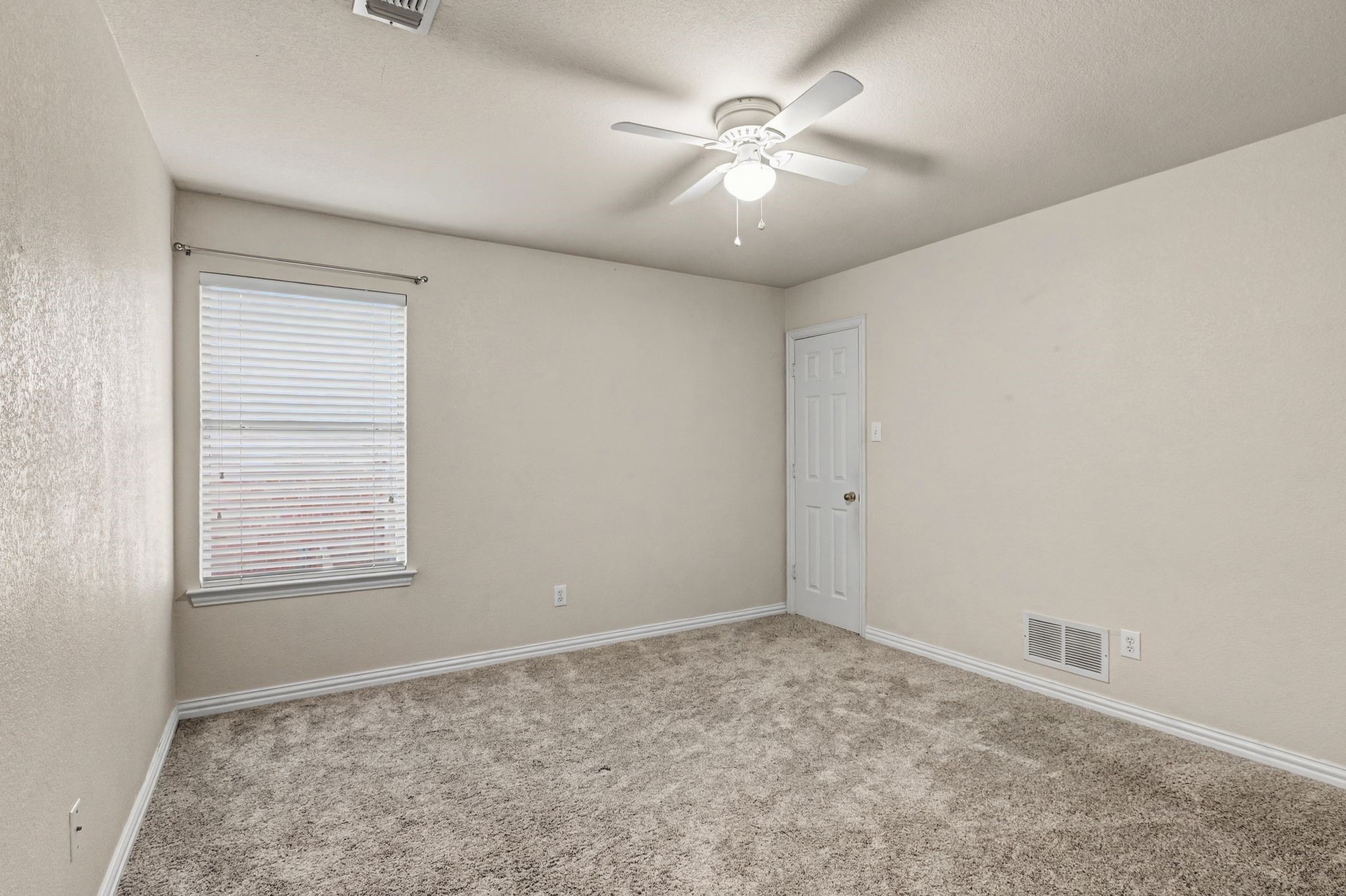 1610 Lakeland Park Drive Garland TX 75043