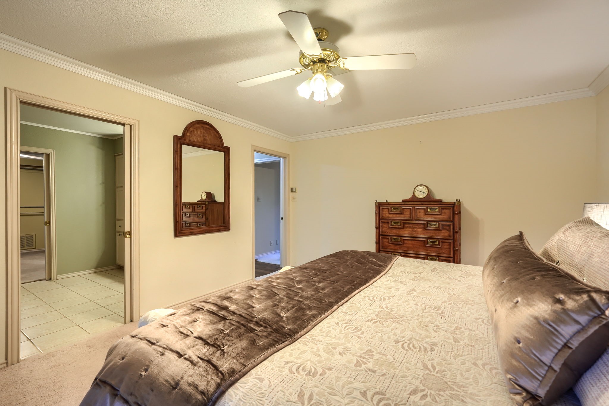 2205 W Hull Street Denison TX 75020