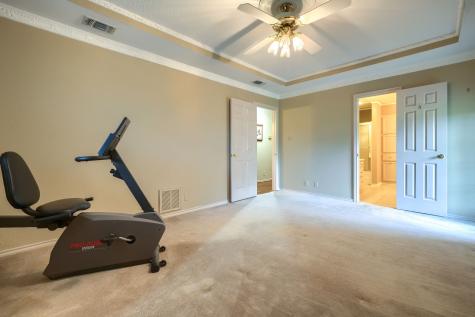 2205 W Hull Street Denison TX 75020