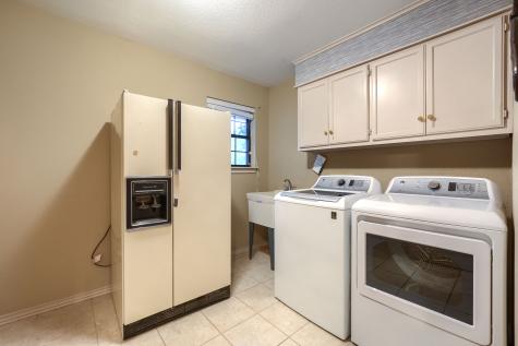 2205 W Hull Street Denison TX 75020