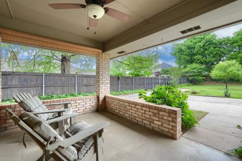 2205 W Hull Street Denison TX 75020