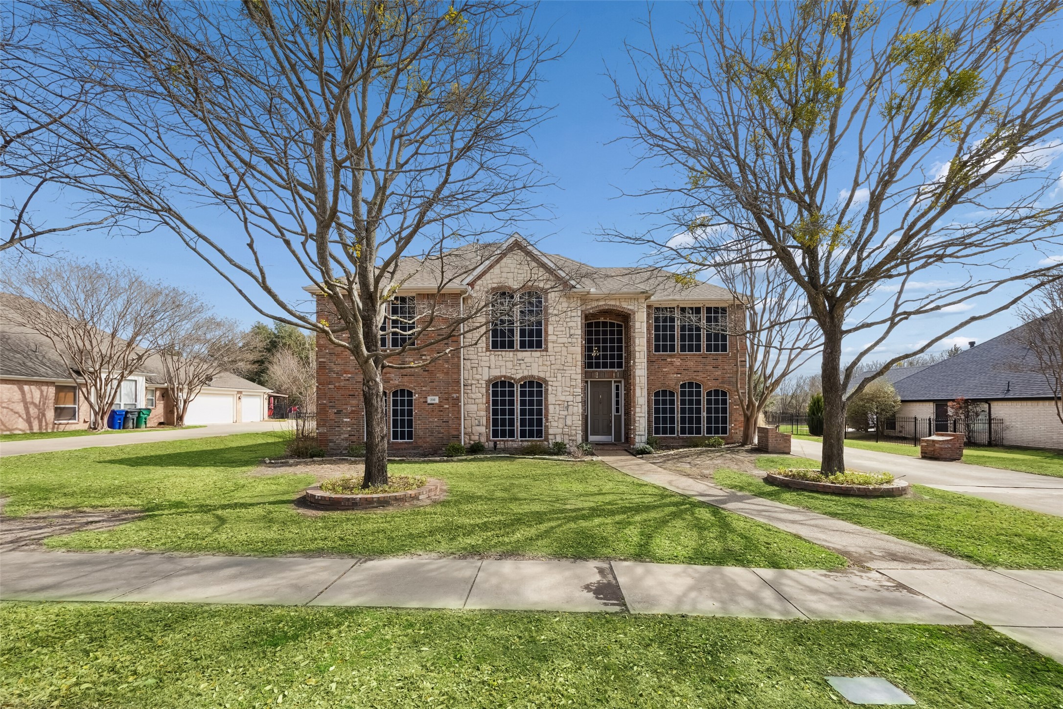 208 Stanford Court Heath TX 75032