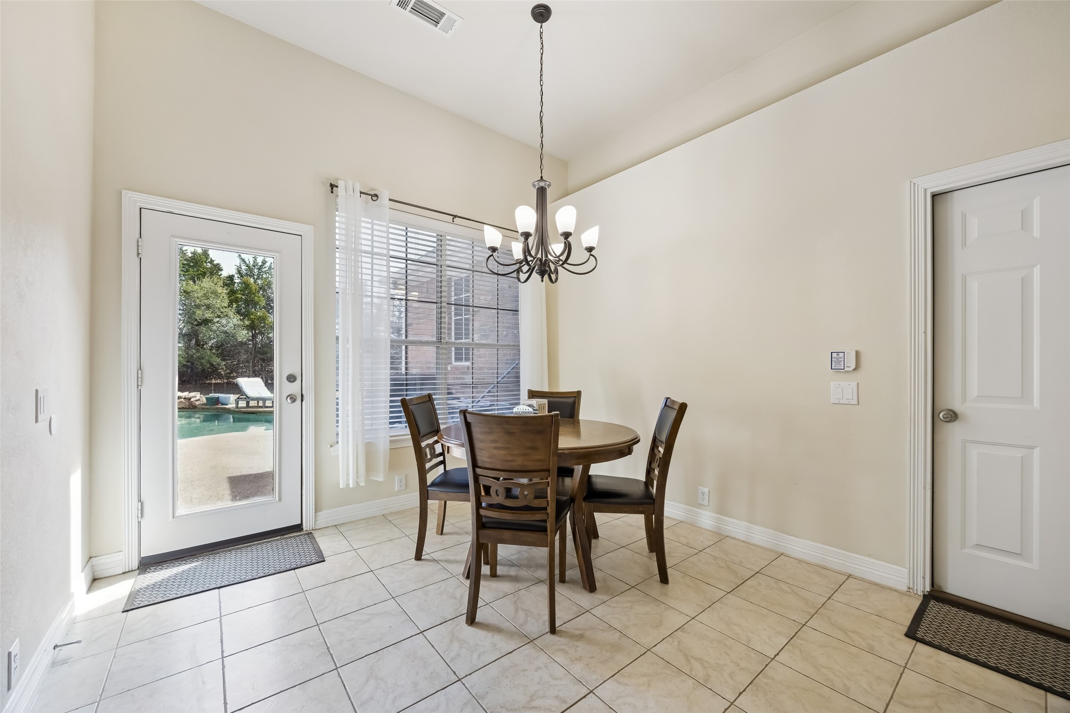 208 Stanford Court Heath TX 75032