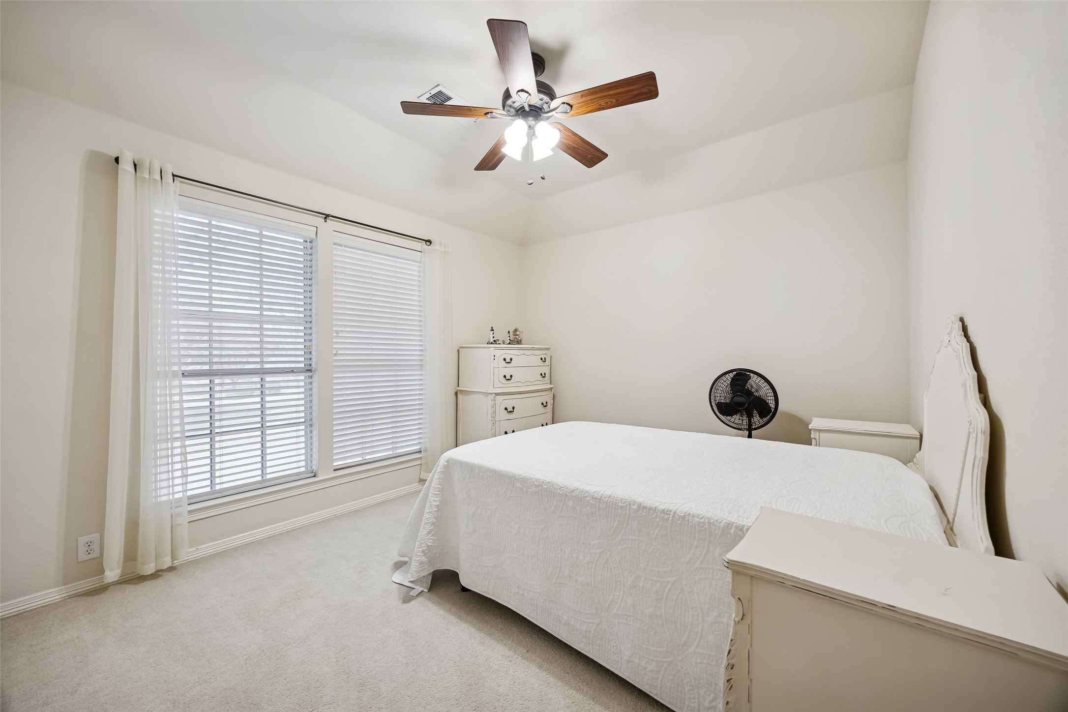 208 Stanford Court Heath TX 75032