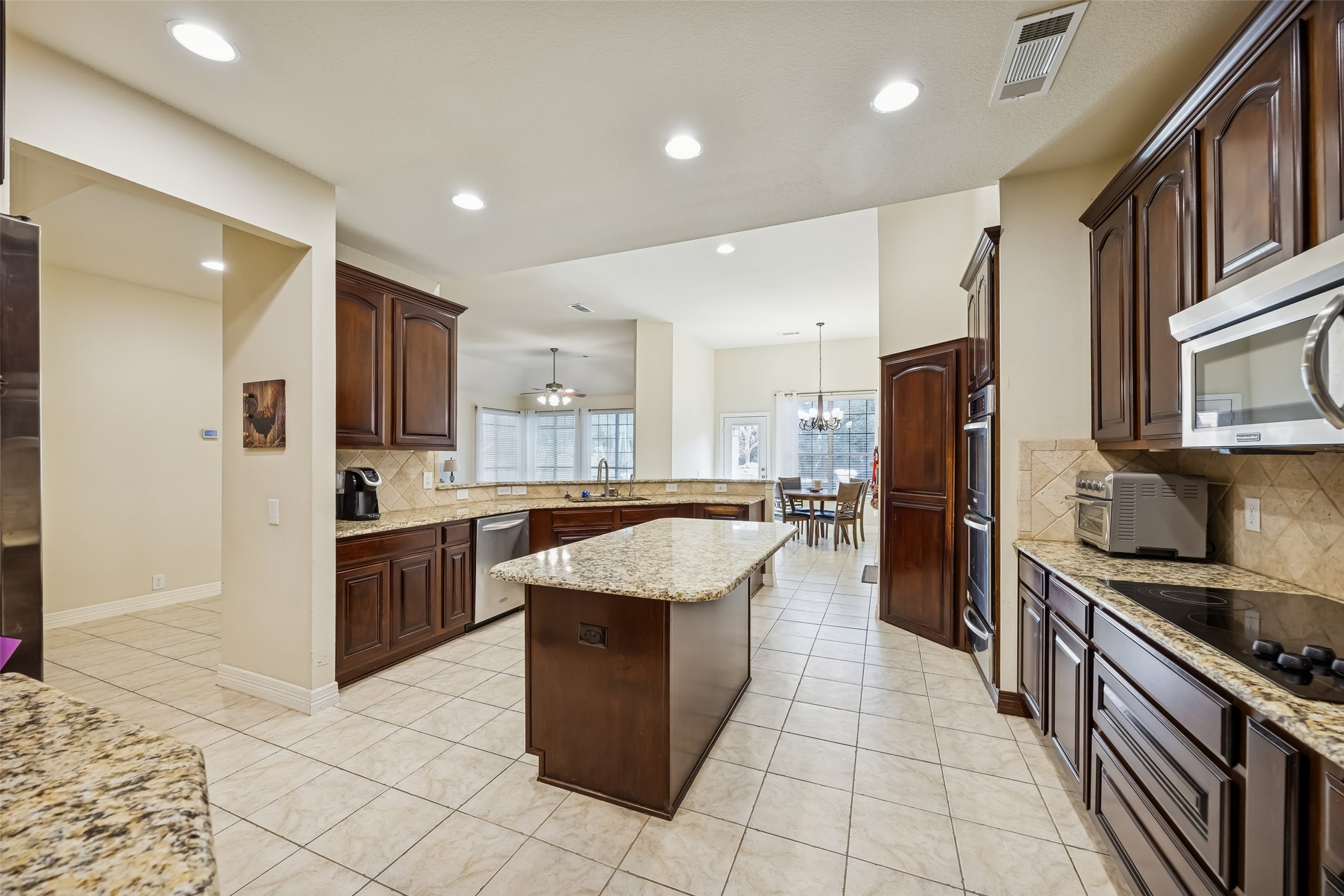 208 Stanford Court Heath TX 75032