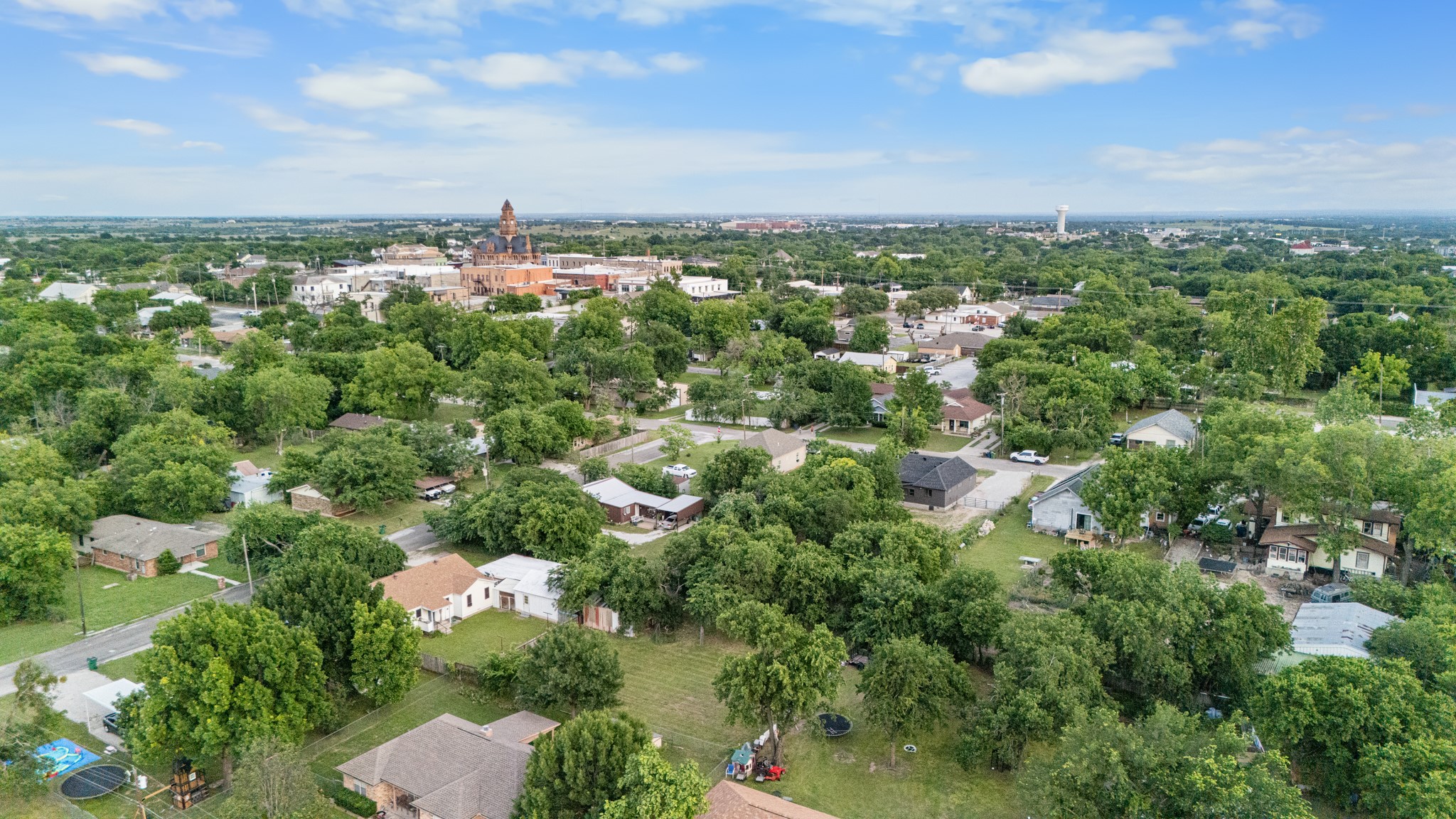 404 W Oak Street Decatur TX 76234