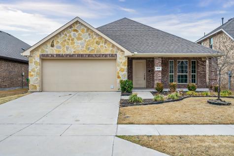573 Jamestown Lane Fate TX 75189
