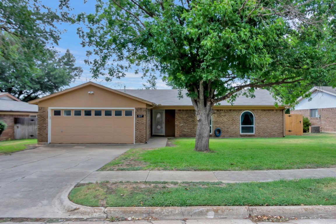 517 Mustang Drive Saginaw TX 76179