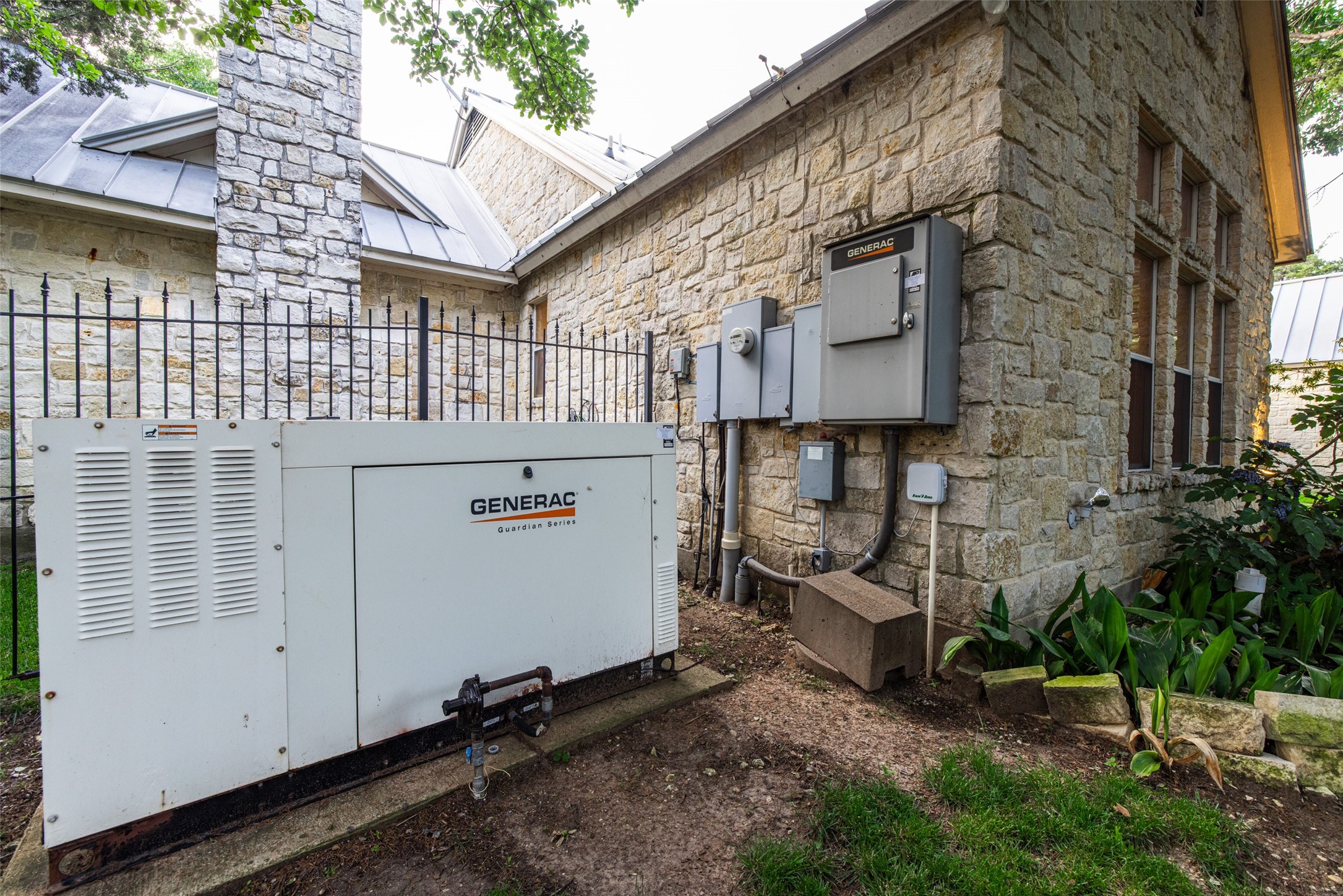 1665 W Belt Line Road Cedar Hill TX 75104