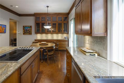 7 Glenchester Court Dallas TX 75225