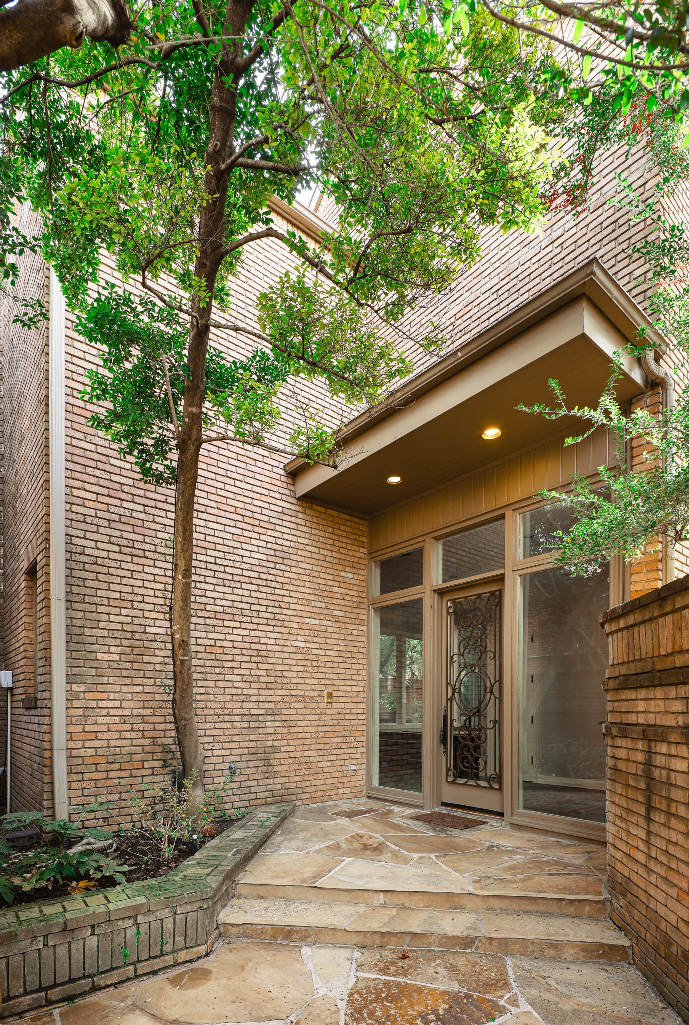 7 Glenchester Court Dallas TX 75225