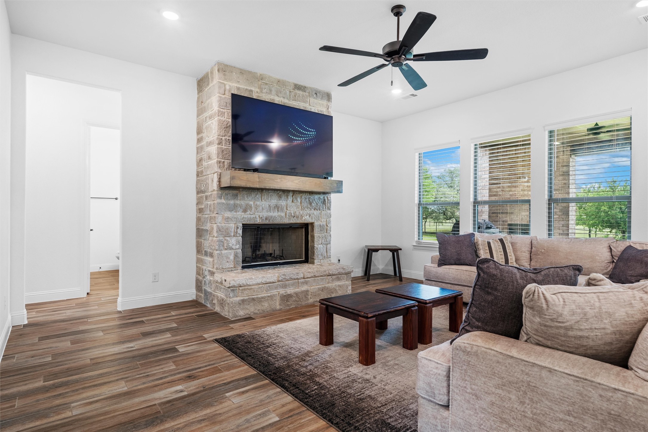 341 Oak Meadow Lane Weatherford TX 76085