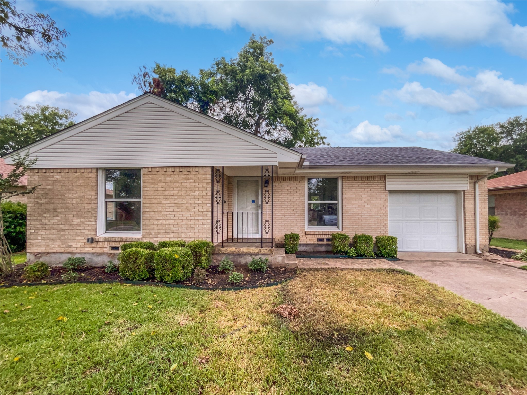 413 Phillip Street Mesquite TX 75149