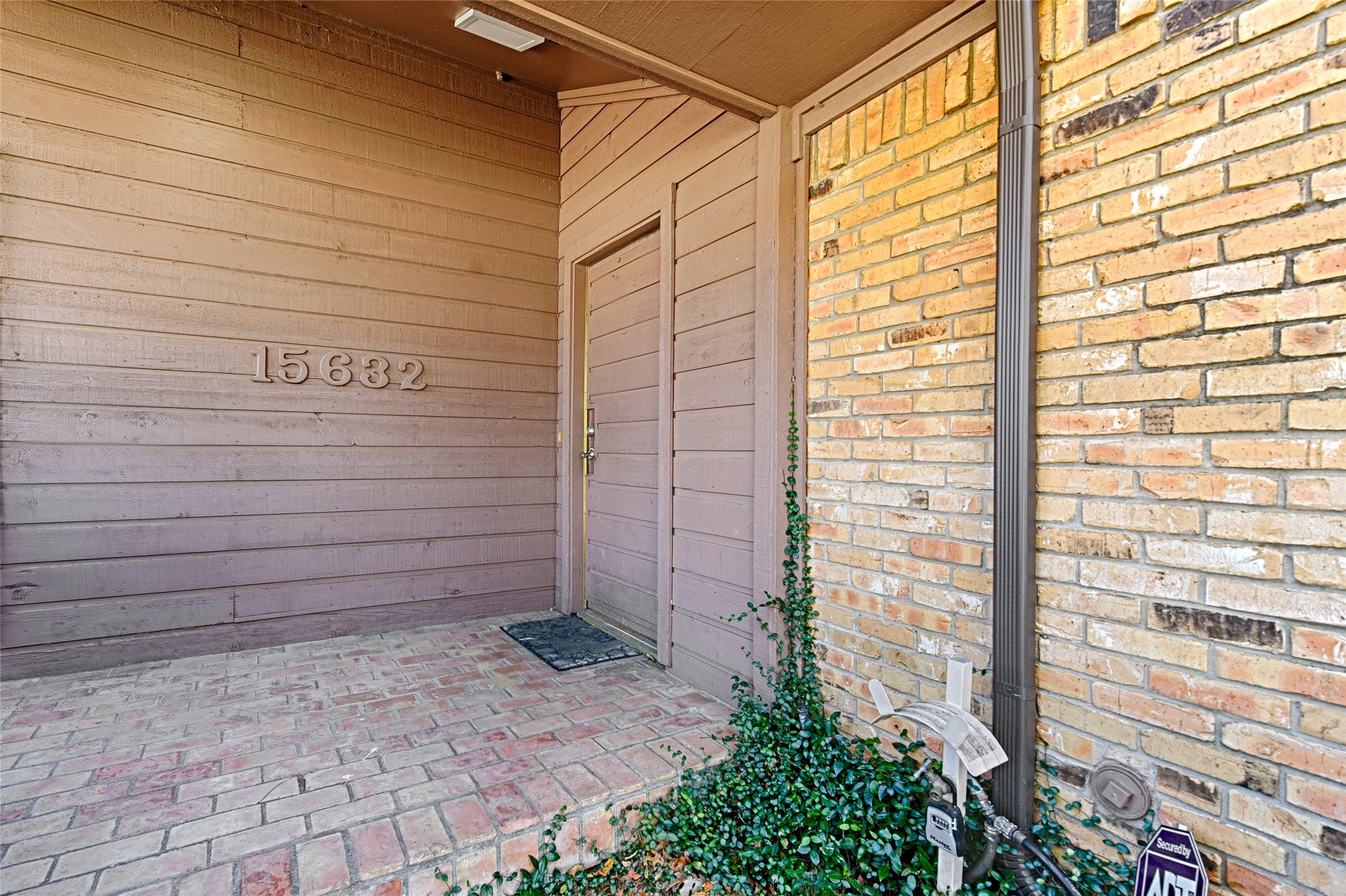 15632 Moondust Drive Dallas TX 75248