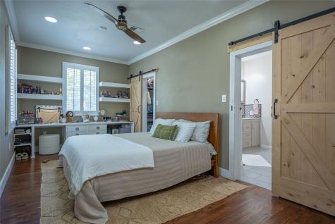 1004 Moreland Avenue Dallas TX 75204
