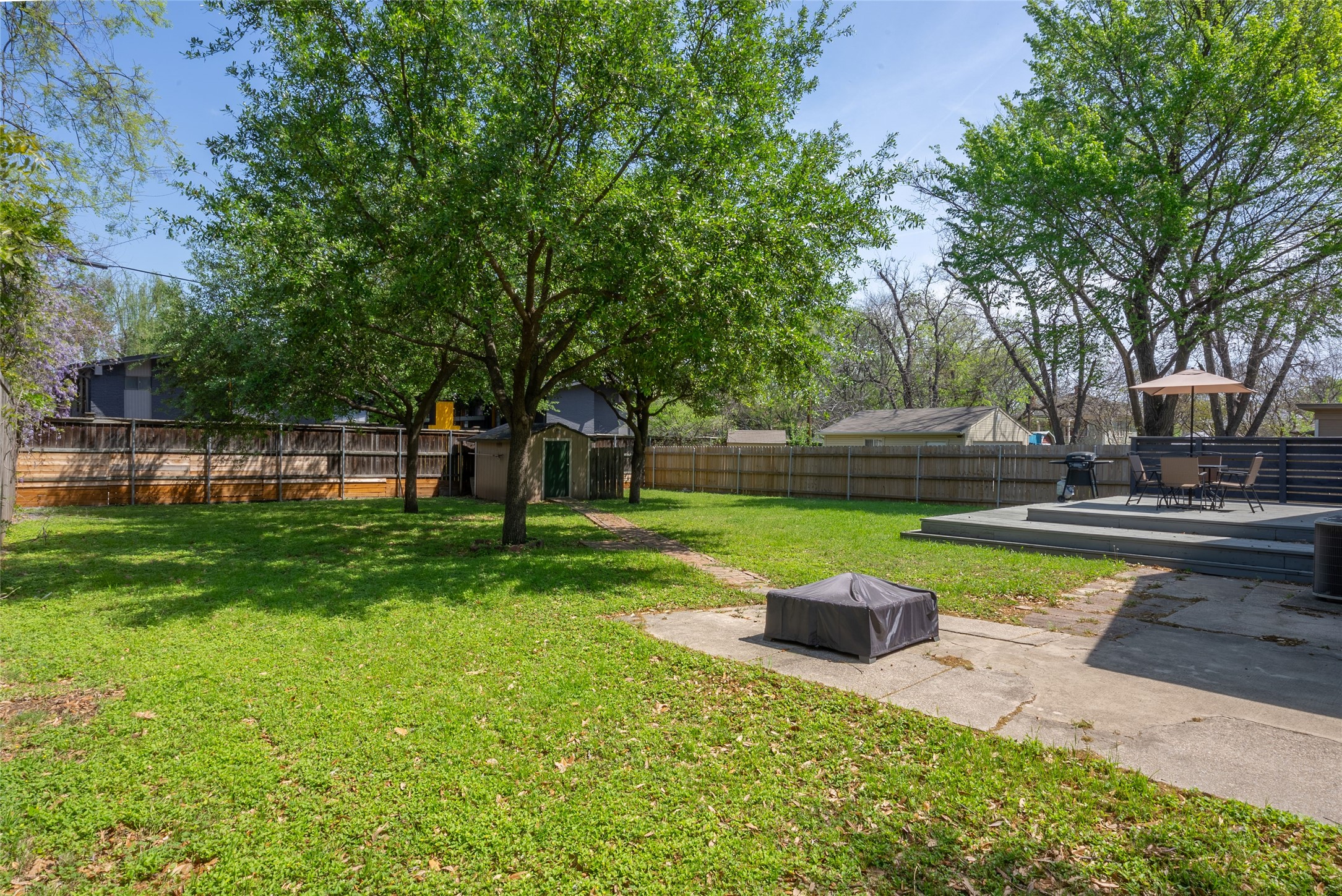 1004 Moreland Avenue Dallas TX 75204
