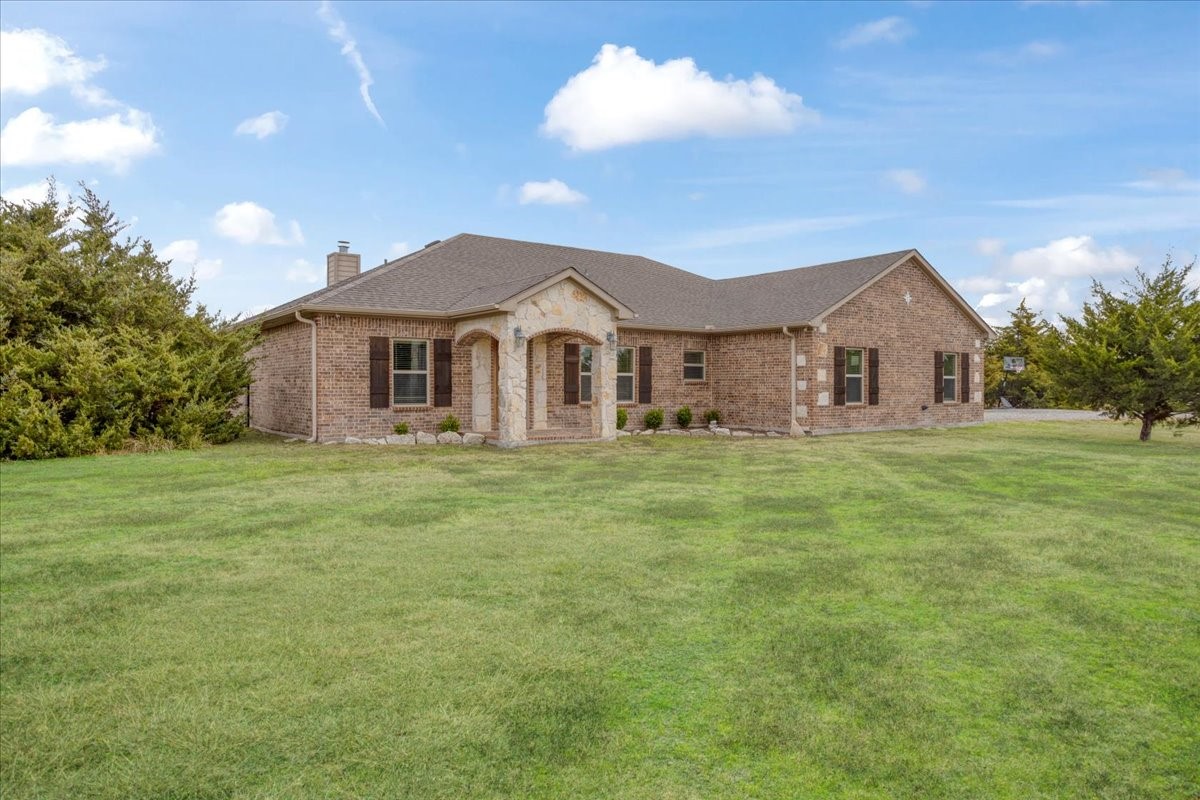 102 Reece Lane Trenton TX 75490