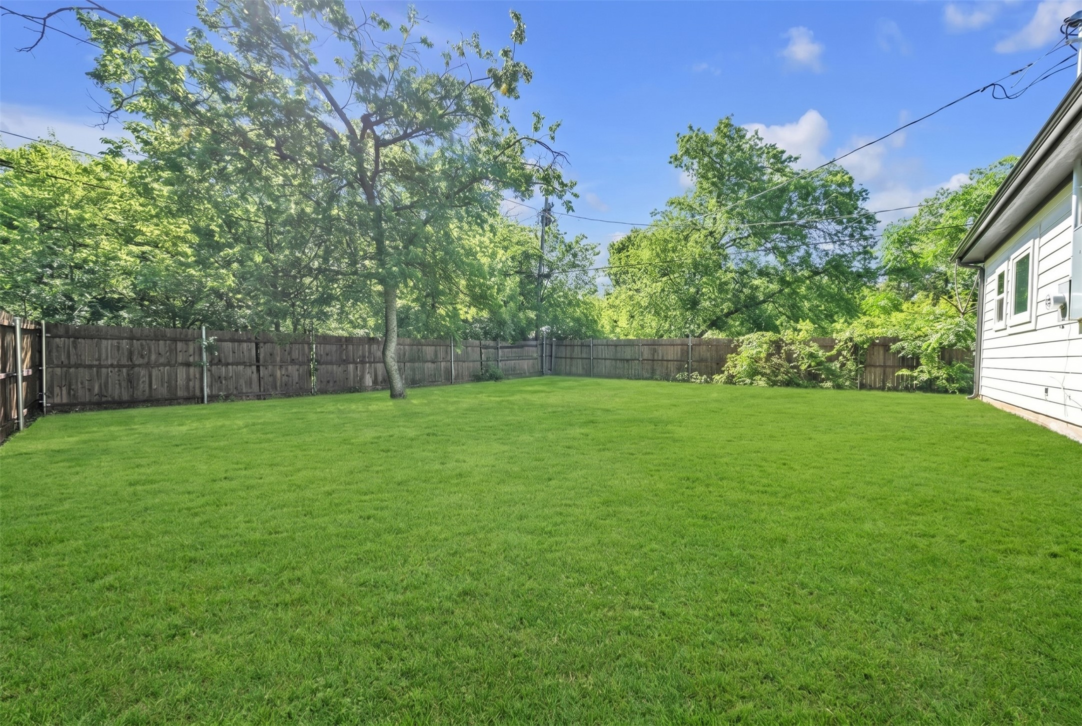 305 Pemberton Street White Settlement TX 76108