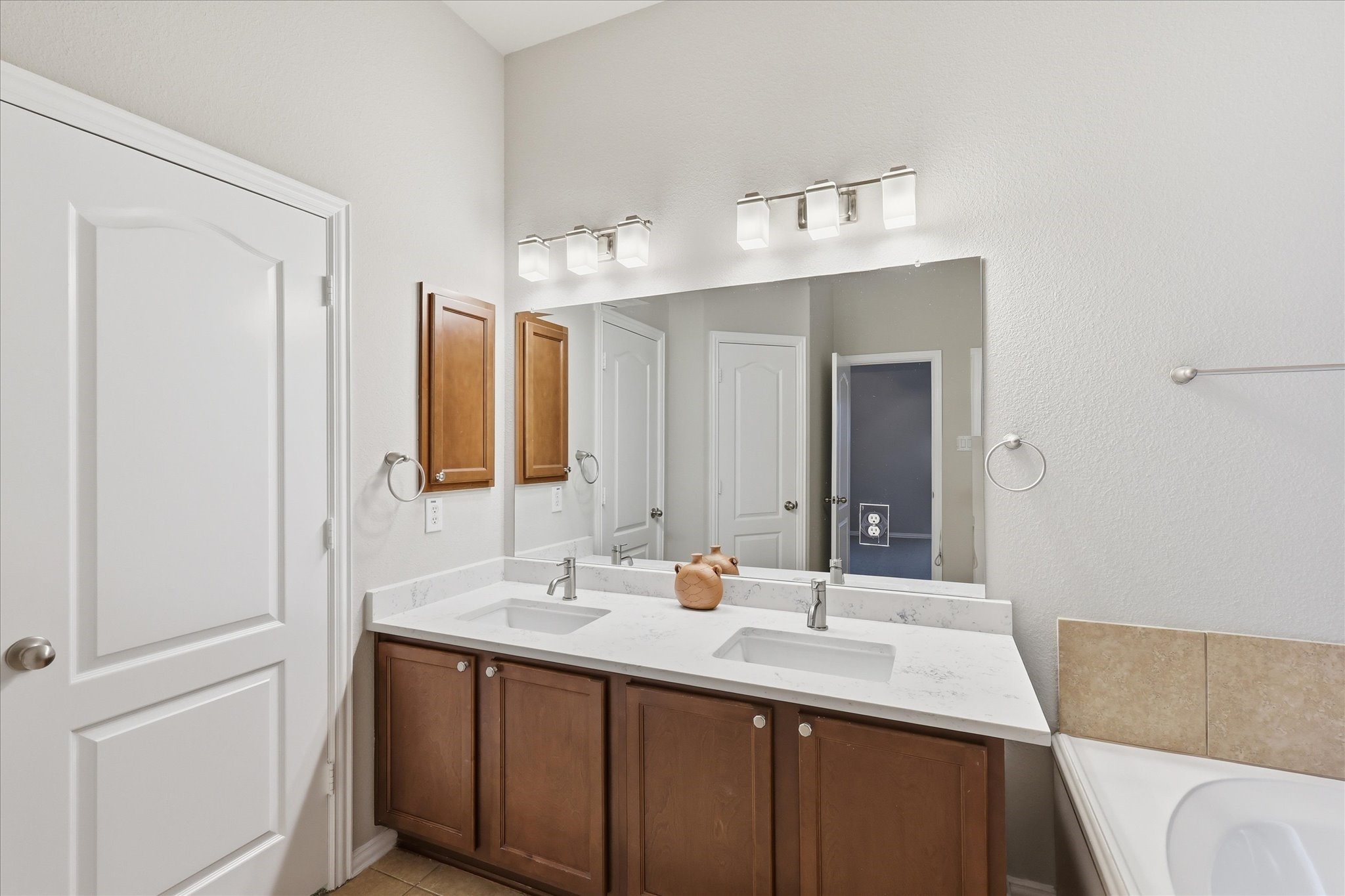 507 Jefferson Lane Lake Dallas TX 75065