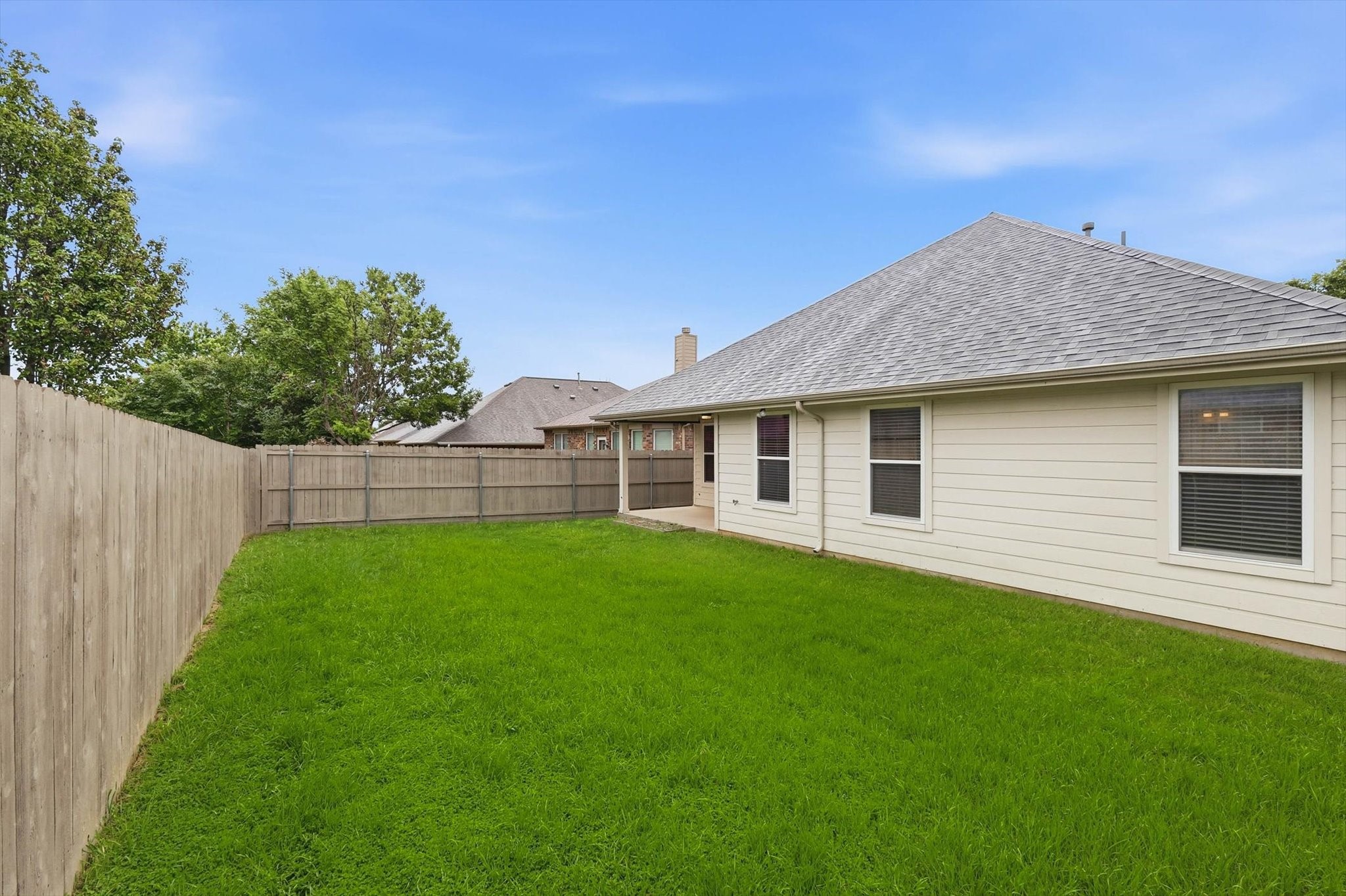 507 Jefferson Lane Lake Dallas TX 75065