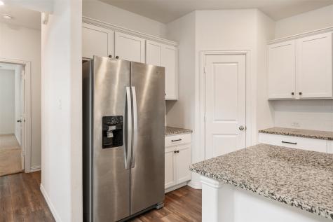 5341 Archway Drive Garland TX 75040