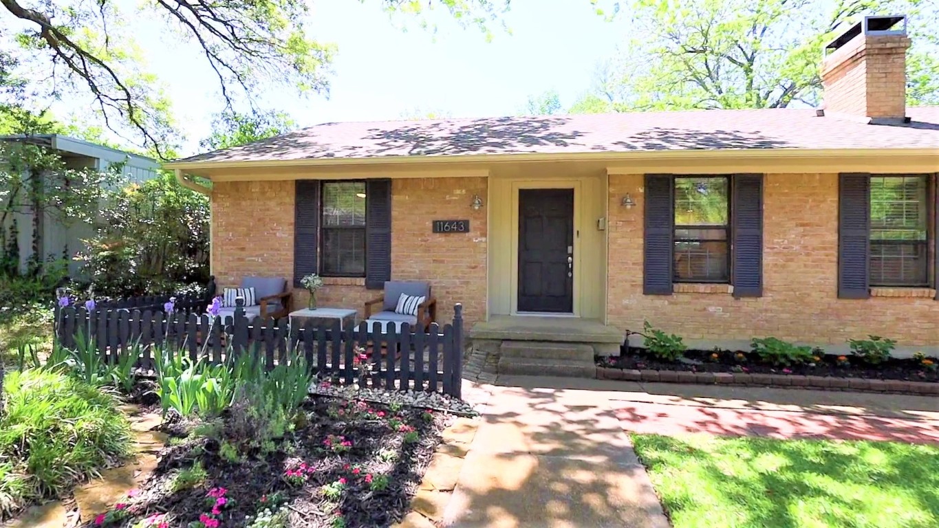 11643 Cimarec Street Dallas TX 75218