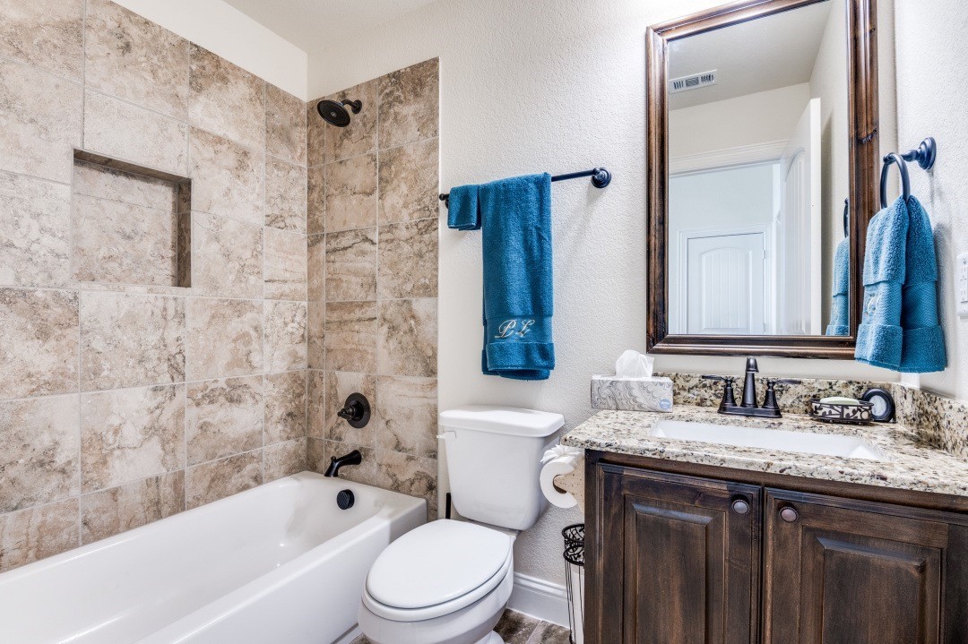 8210 Palmer Lane Waxahachie TX 75167