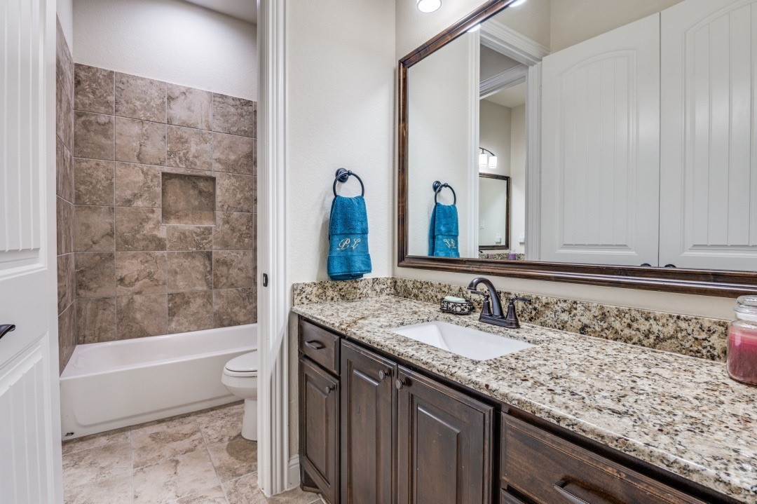 8210 Palmer Lane Waxahachie TX 75167