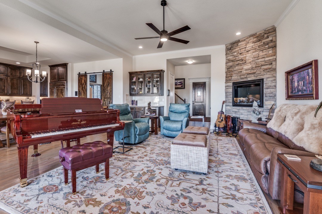 8210 Palmer Lane Waxahachie TX 75167