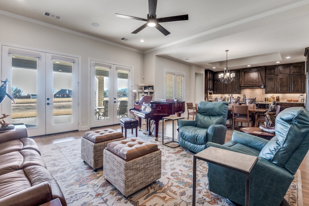 8210 Palmer Lane Waxahachie TX 75167
