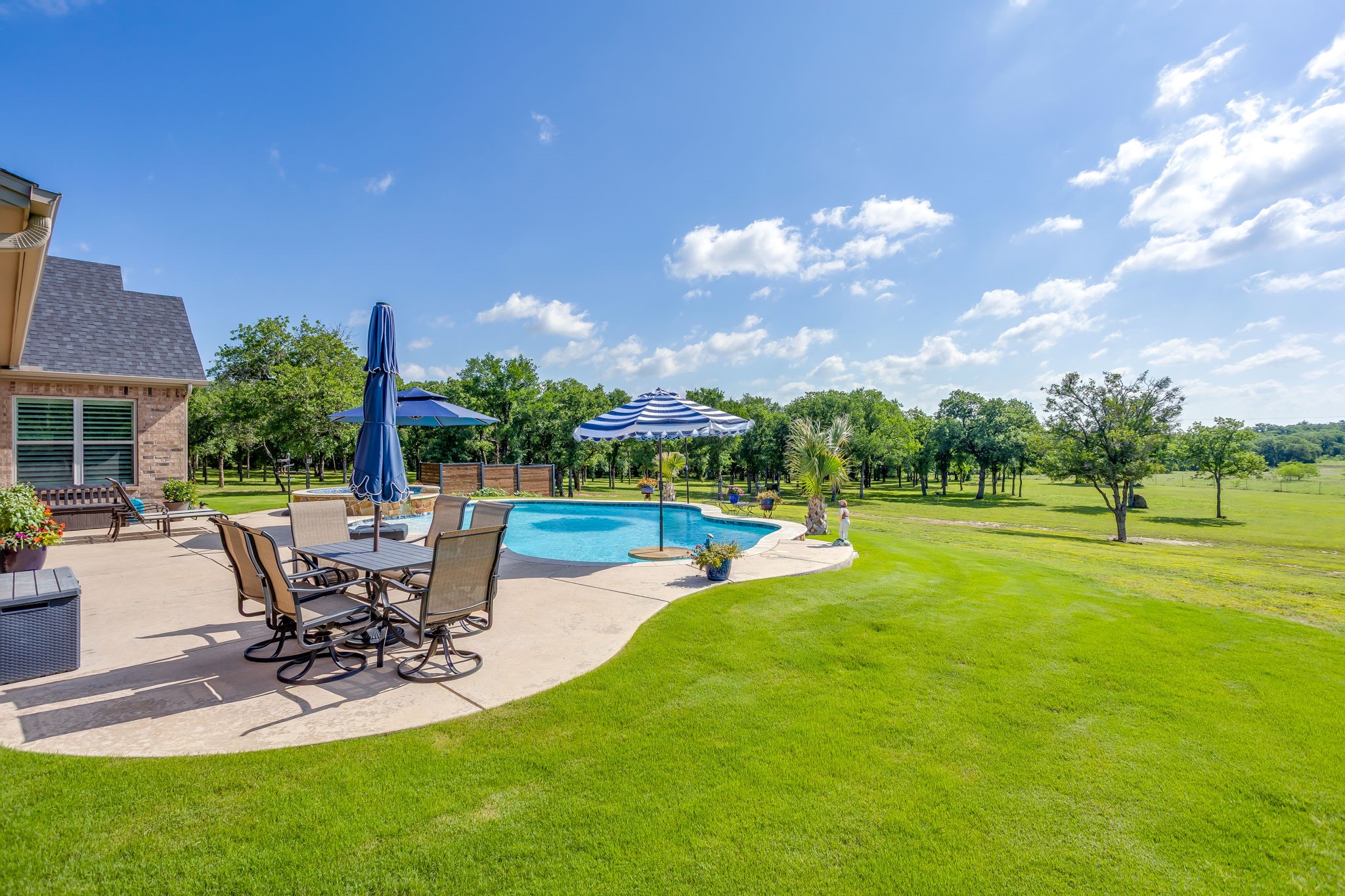 138 Calle Encino Lane Millsap TX 76066