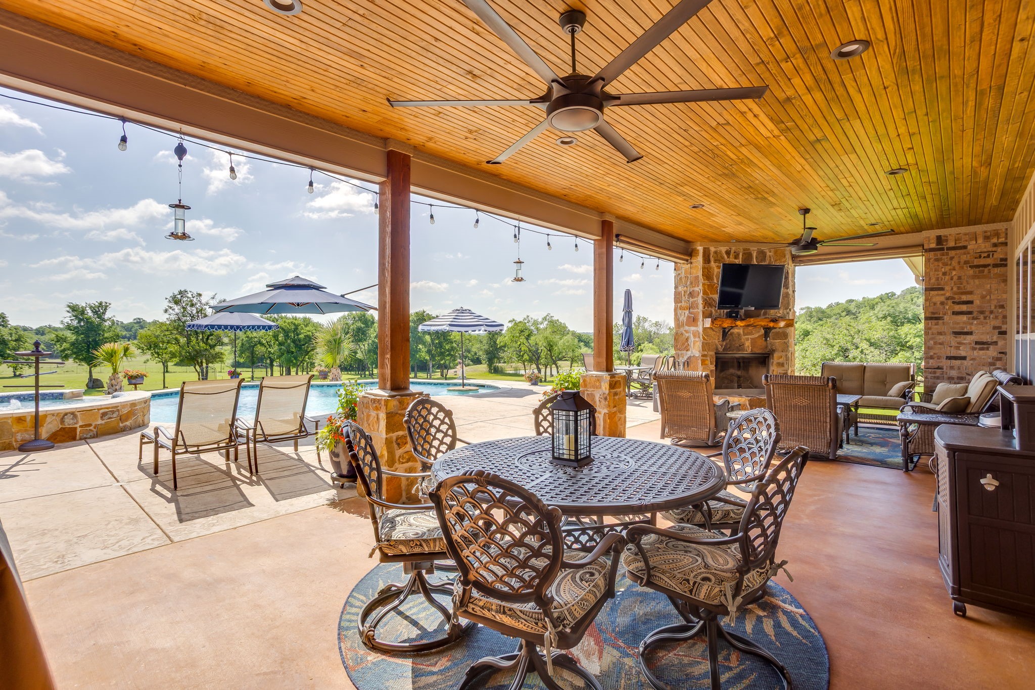 138 Calle Encino Lane Millsap TX 76066