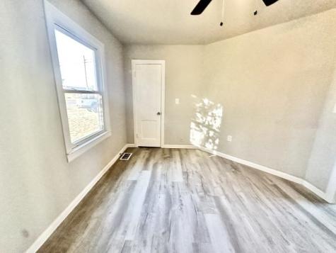 409 SW Ave E Seminole TX 79360