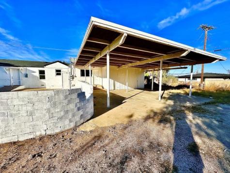 409 SW Ave E Seminole TX 79360