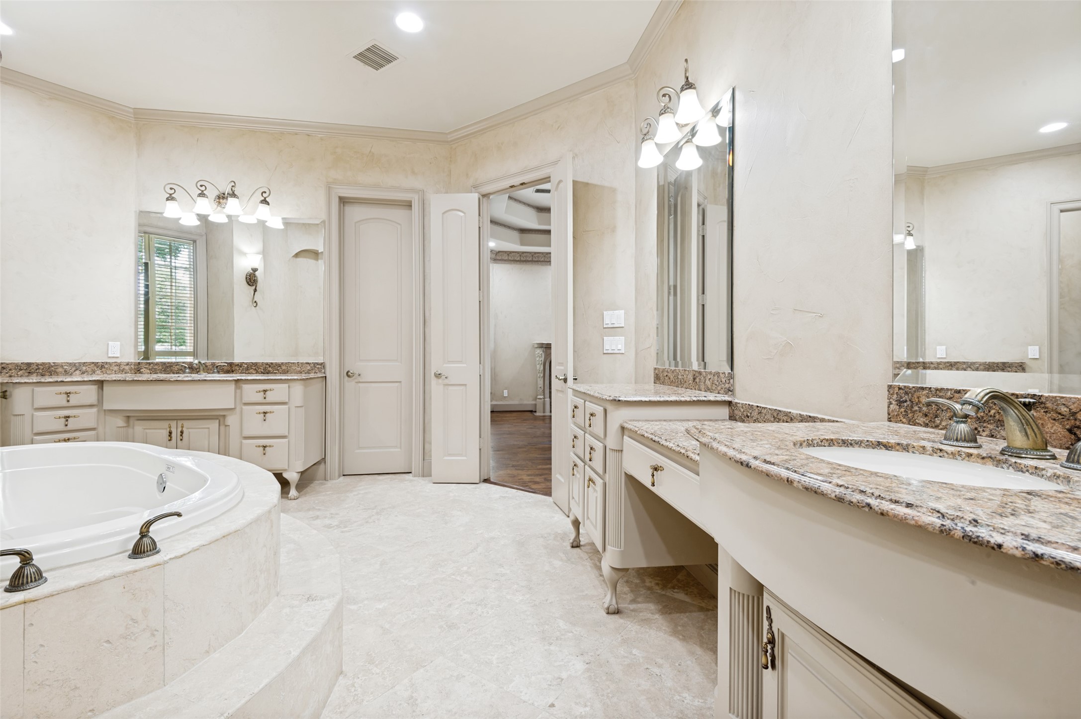 5511 Clermont Court Colleyville TX 76034