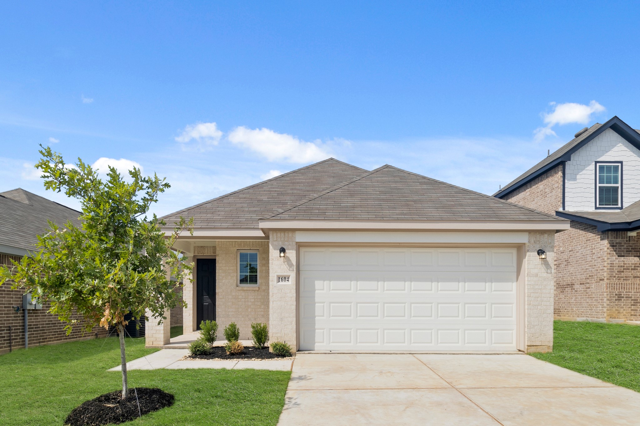 1604 Romans Road Ennis TX 75119