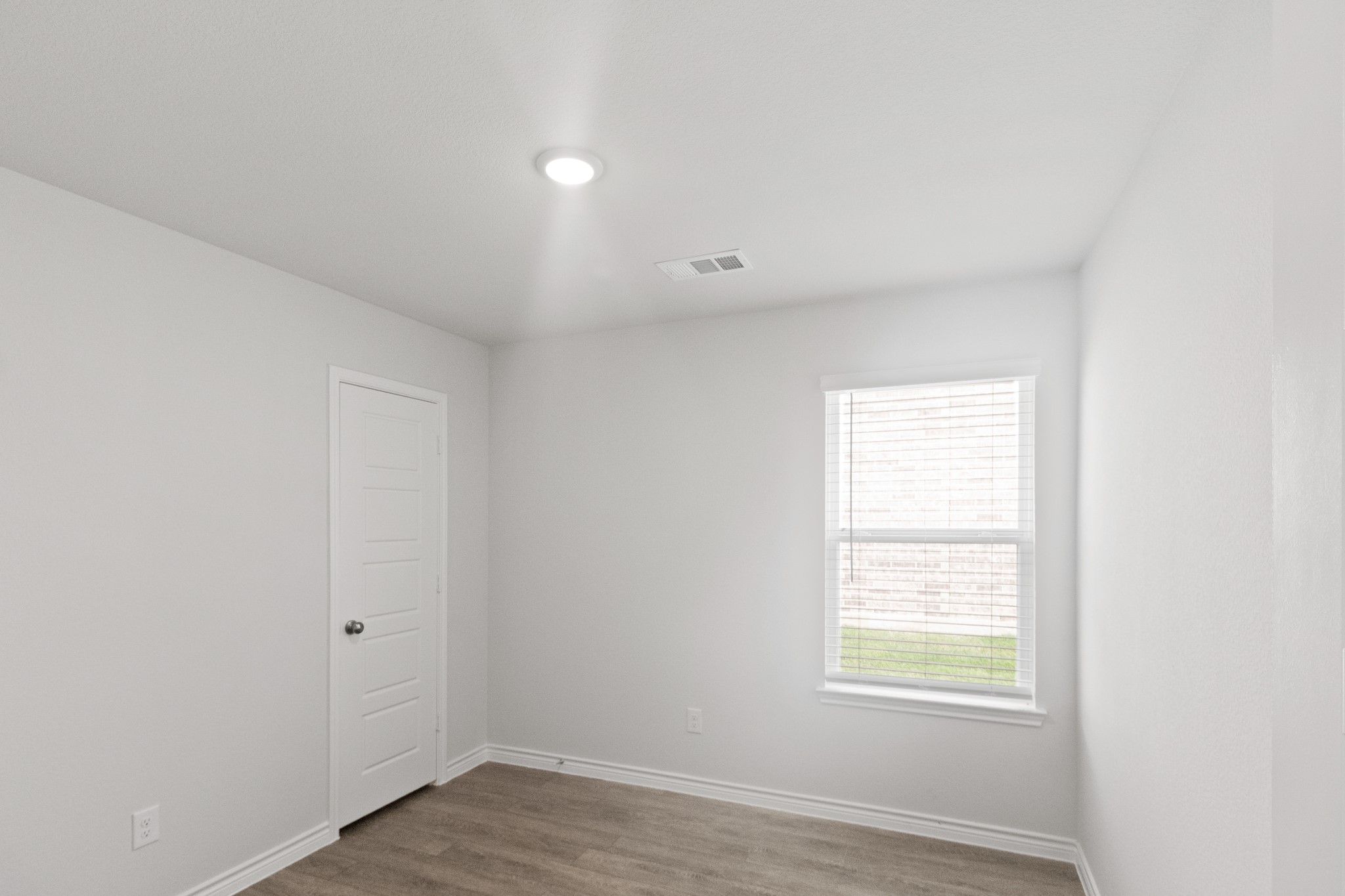 1604 Romans Road Ennis TX 75119