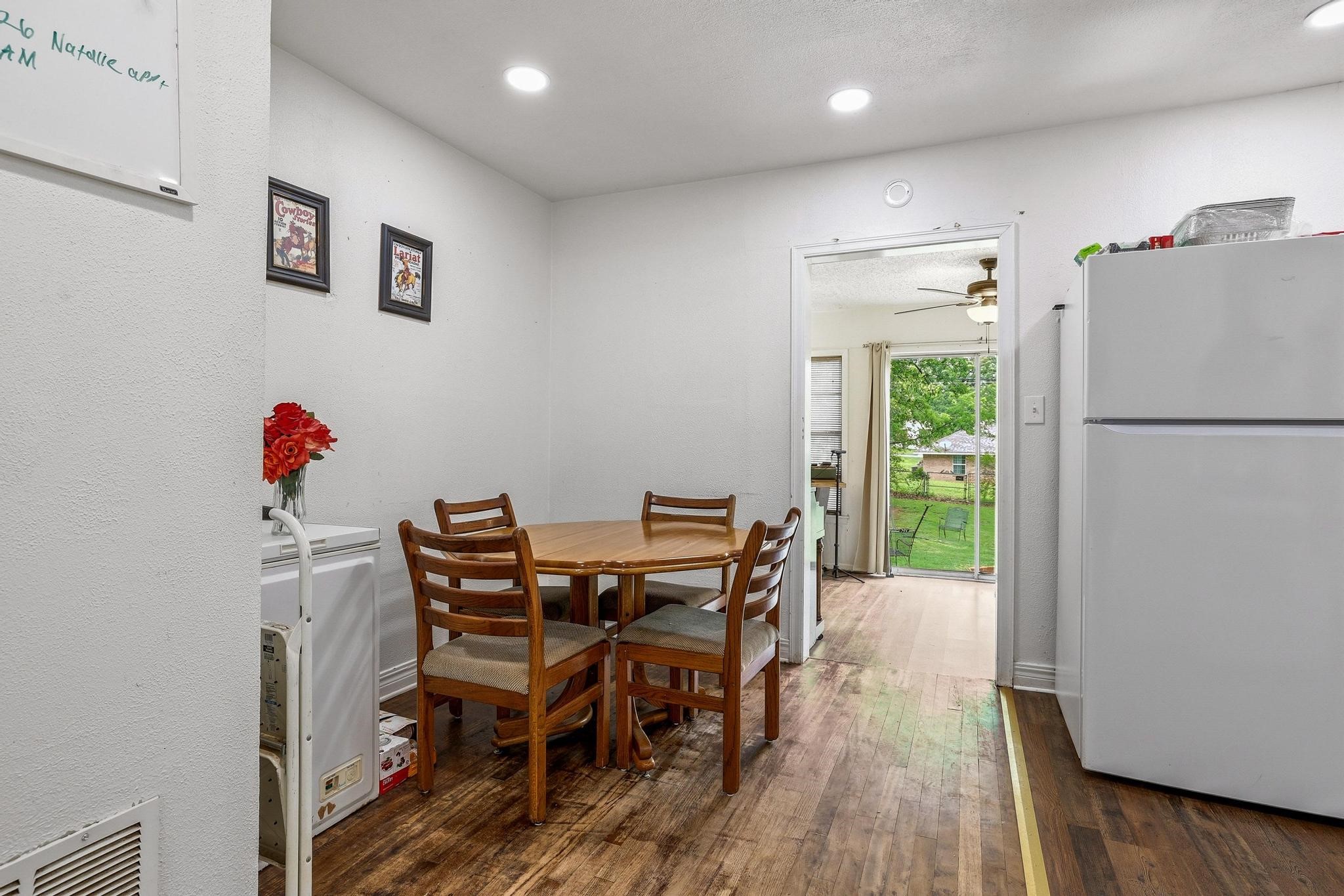 1107 W Hull Street Denison TX 75020