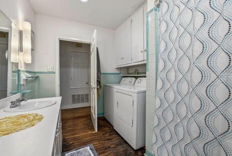 1107 W Hull Street Denison TX 75020