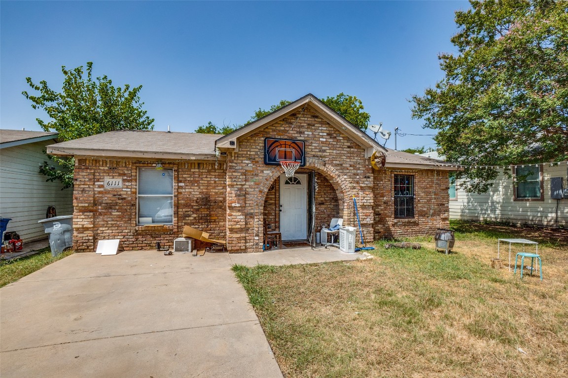 6111 Elam Road Dallas TX 75217