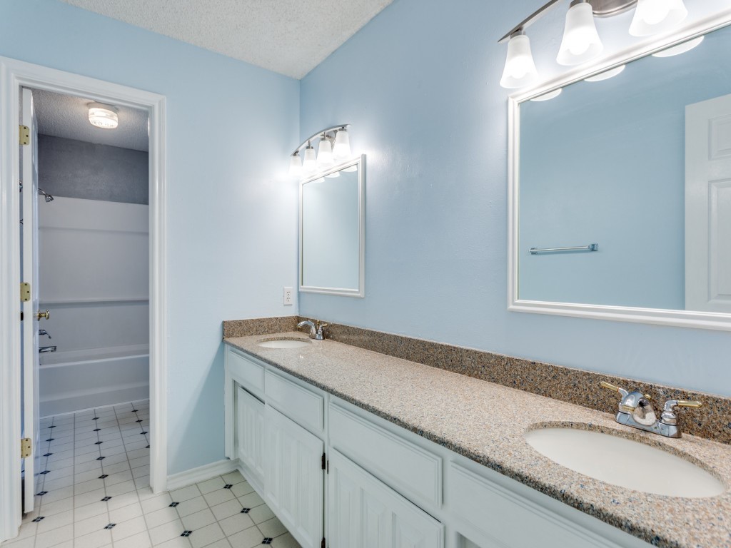4225 Patricias Ridge Fort Worth TX 76126