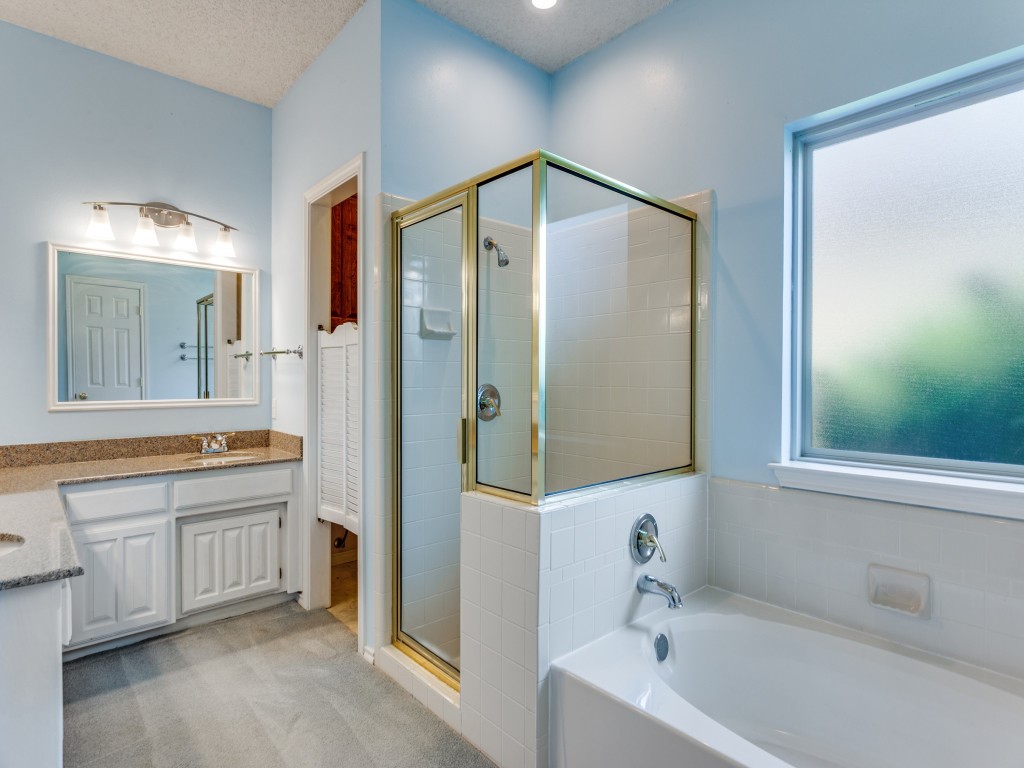 4225 Patricias Ridge Fort Worth TX 76126