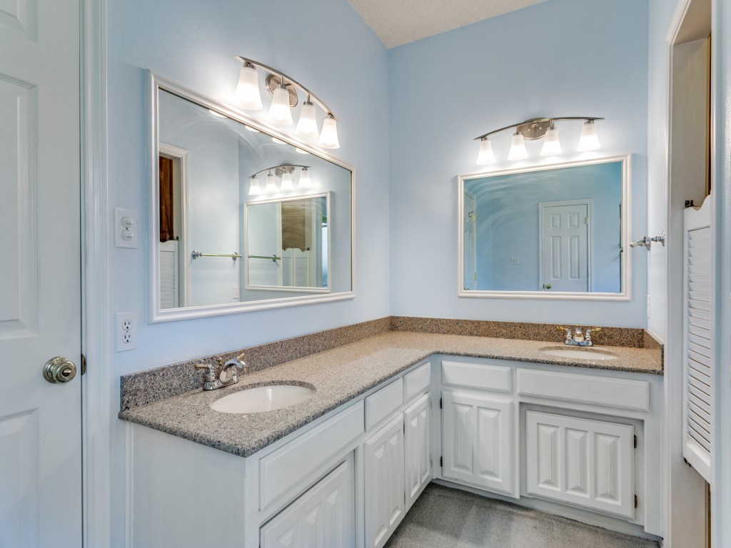 4225 Patricias Ridge Fort Worth TX 76126