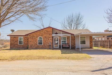1102 W Conner Street Eastland TX 76448