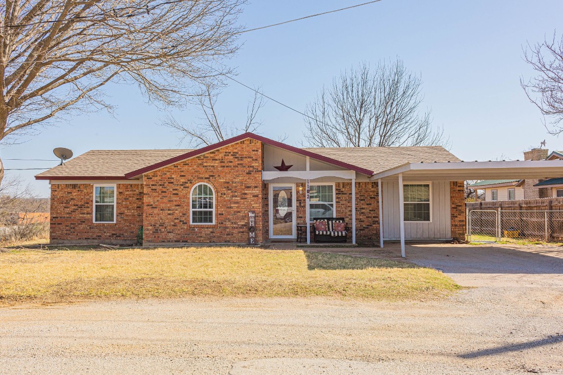 1102 W Conner Street Eastland TX 76448