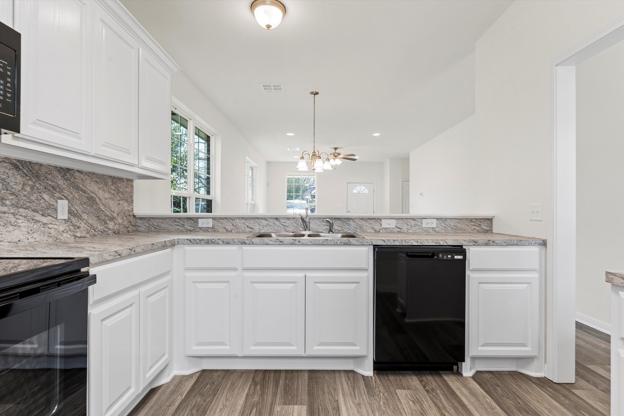 1325 N 11th Street Waco TX 76707