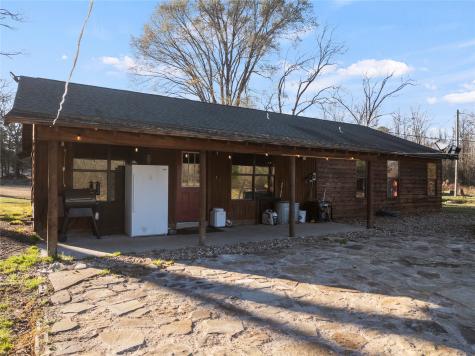 290 County Road 2220 Pittsburg TX 75686