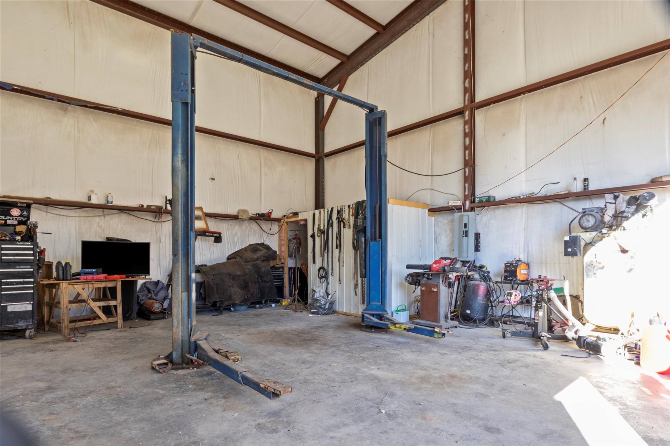 290 County Road 2220 Pittsburg TX 75686