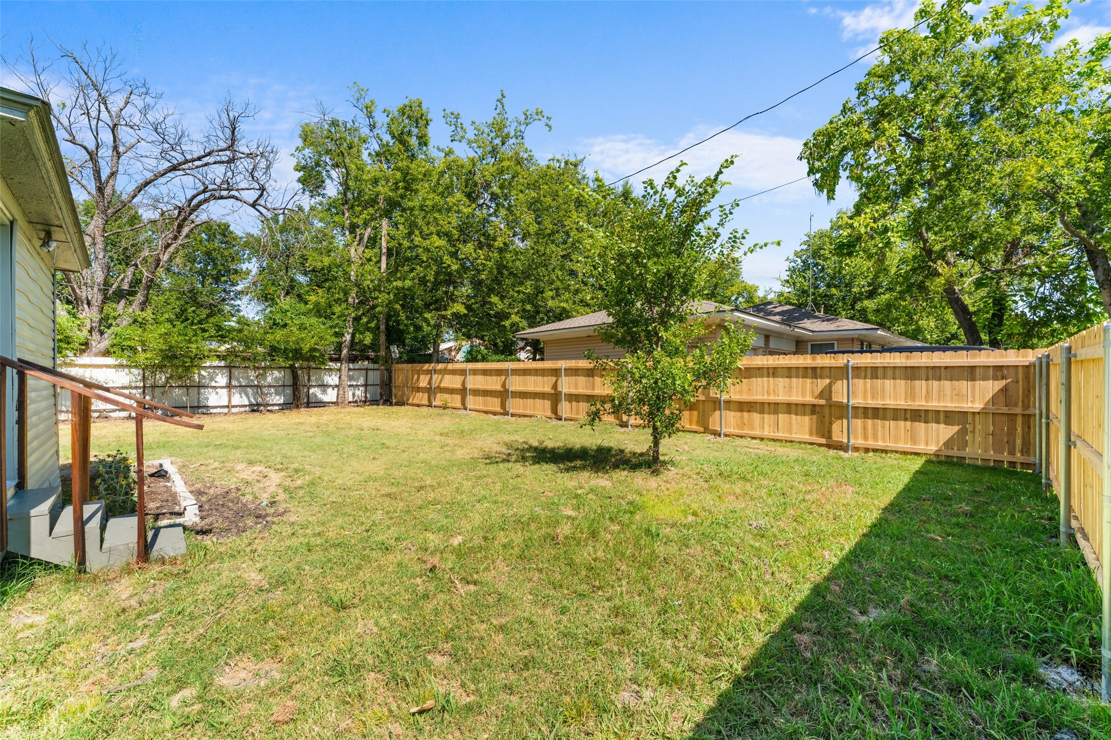 612 E 8th Street Kemp TX 75143