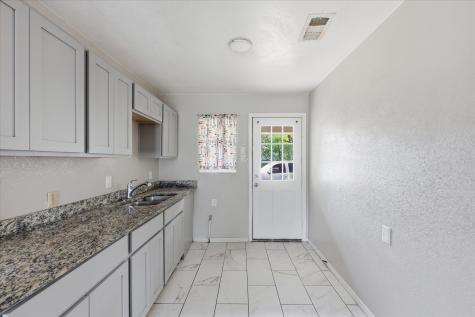 1307 Stone Drive Irving TX 75061